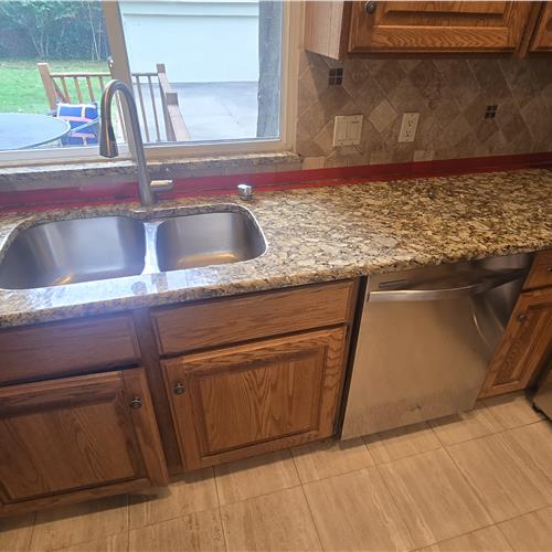 Ceramic (tile and grout) before service