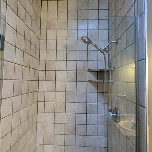 Ceramic (tile and grout) before service